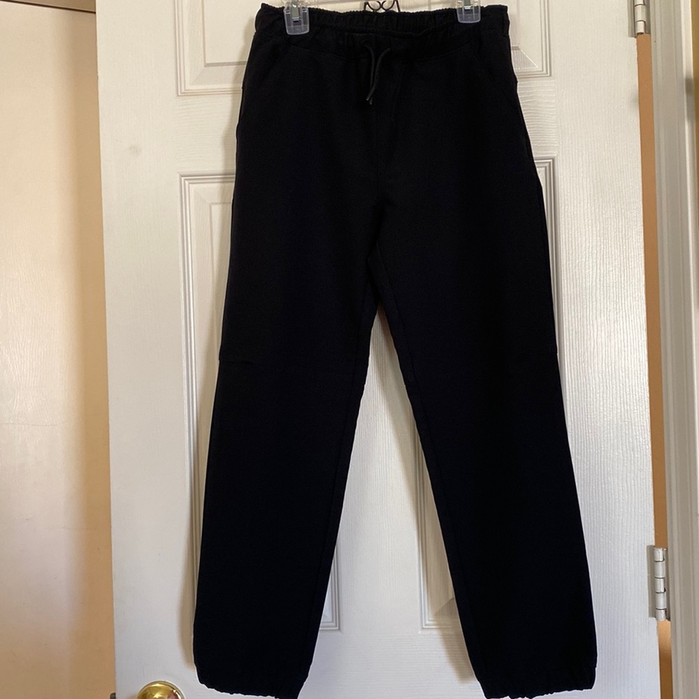 Boys, Old Navy Active black pants. Size L 10-12